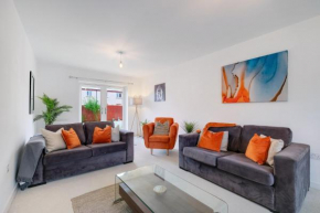 Bicester Village 6 Bedroom 3 Bathroom House